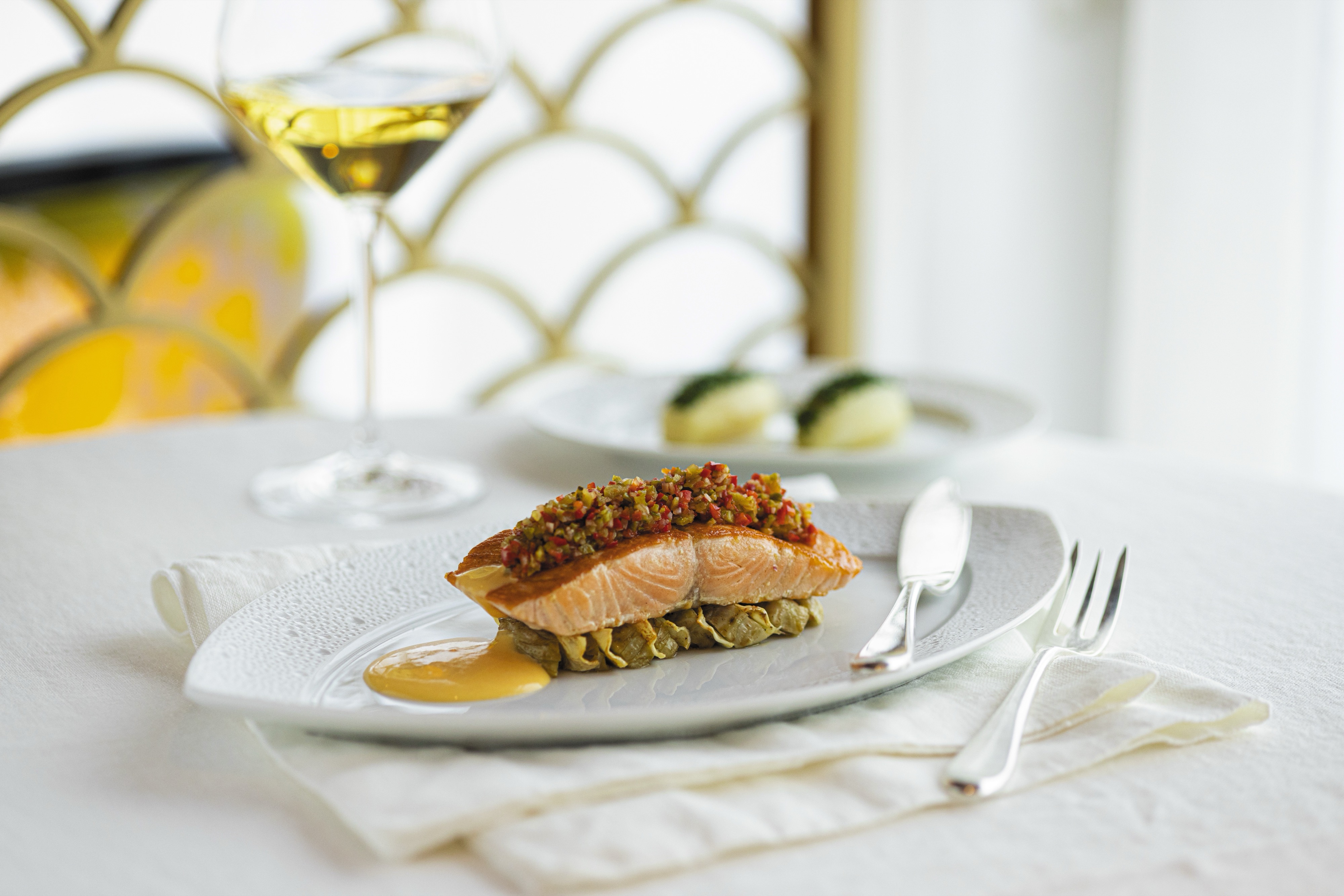 Seven Seas Mariner - Chartreuse